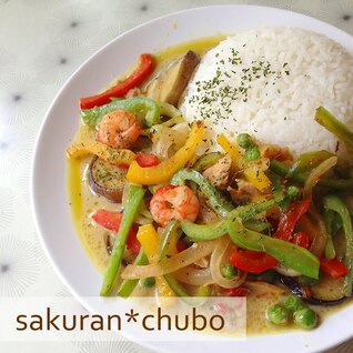 いなばのタイカレー缶で★カフェ飯風タイカレー。